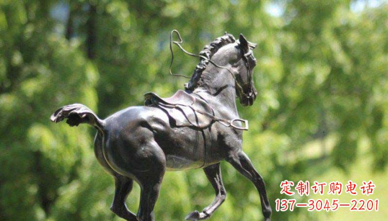 吉林奔跑的马公园动物铜雕