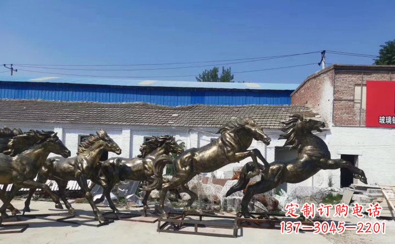 吉林奔腾马群铜雕
