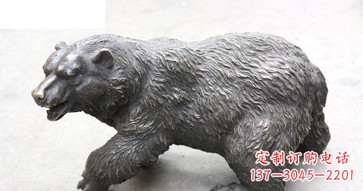吉林以玻璃钢制作的北极熊雕塑