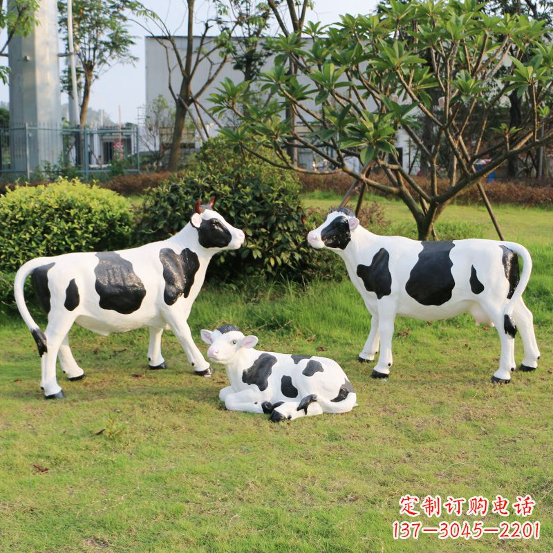 吉林玻璃钢仿真奶牛雕塑 (2)