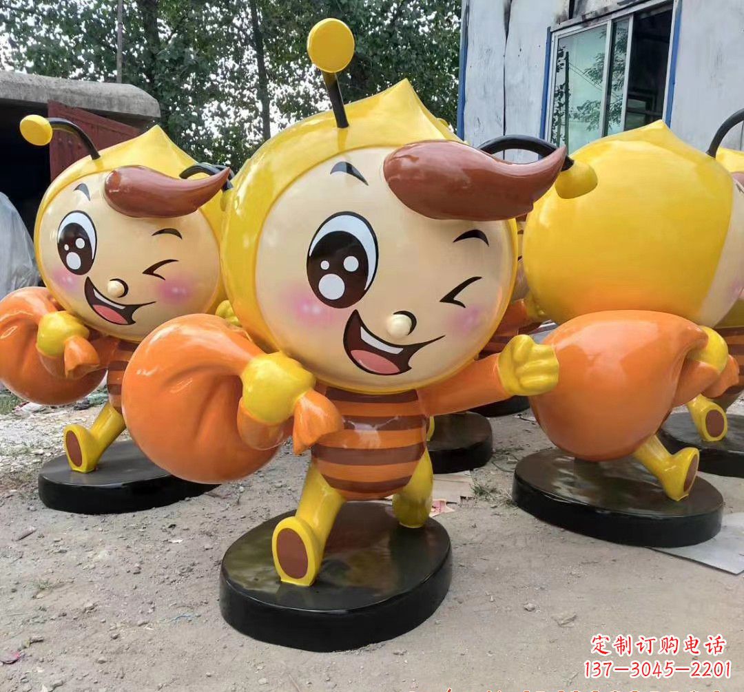 吉林玻璃钢卡通蜜蜂雕塑 (2)