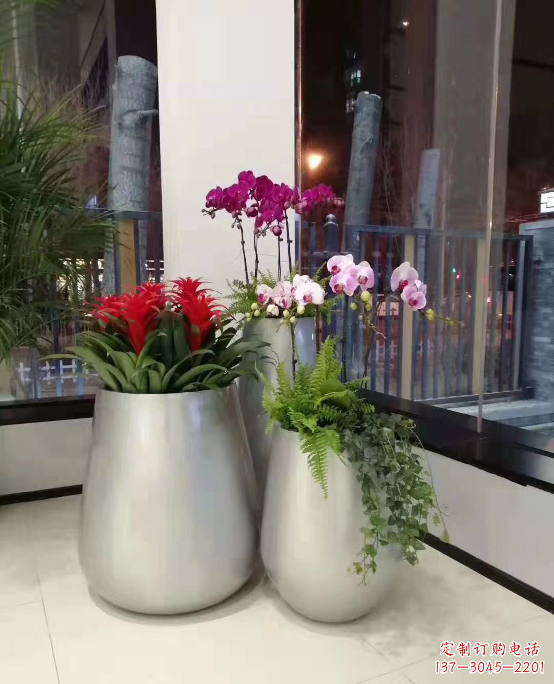吉林玻璃钢盆景花盆雕塑