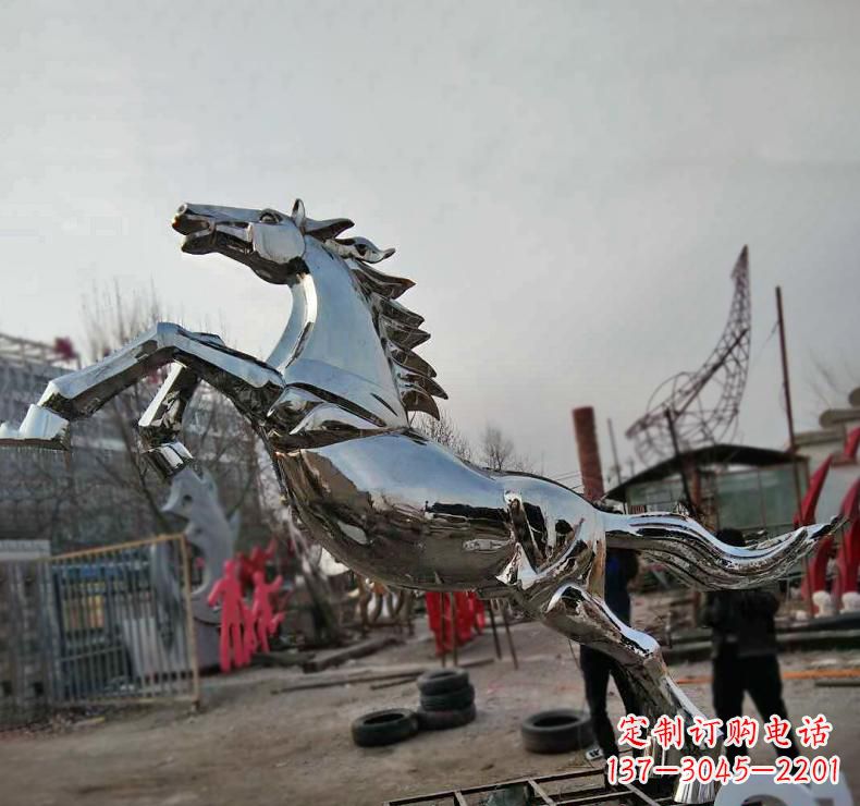 吉林不锈钢奔跑马雕塑驰骋在人间的艺术精灵