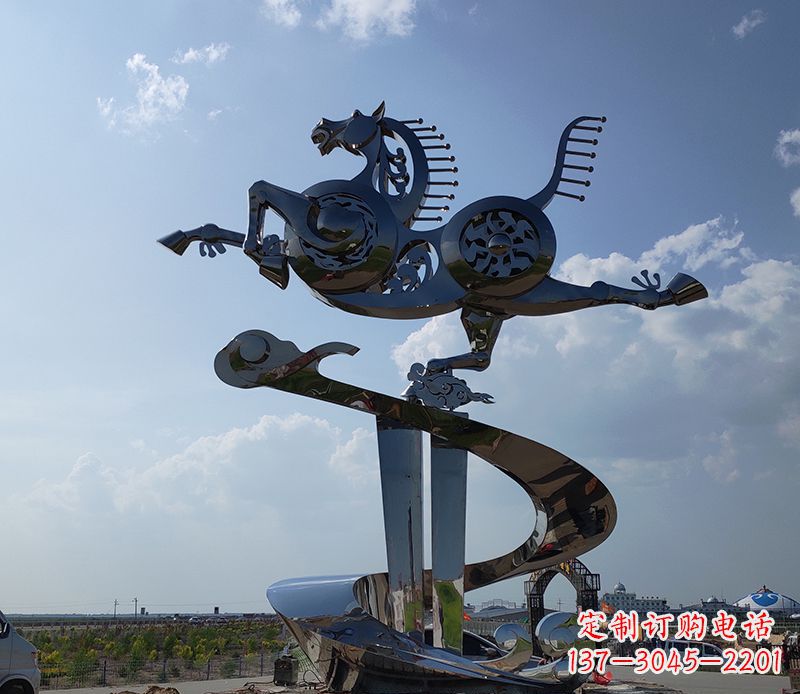 吉林不锈钢大型马踏飞燕景观雕塑
