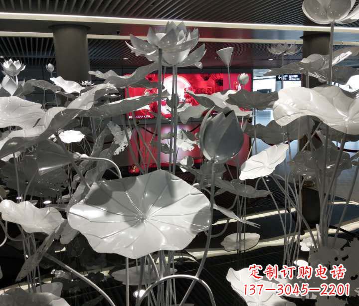 吉林不锈钢锻造荷花雕塑艺术之美
