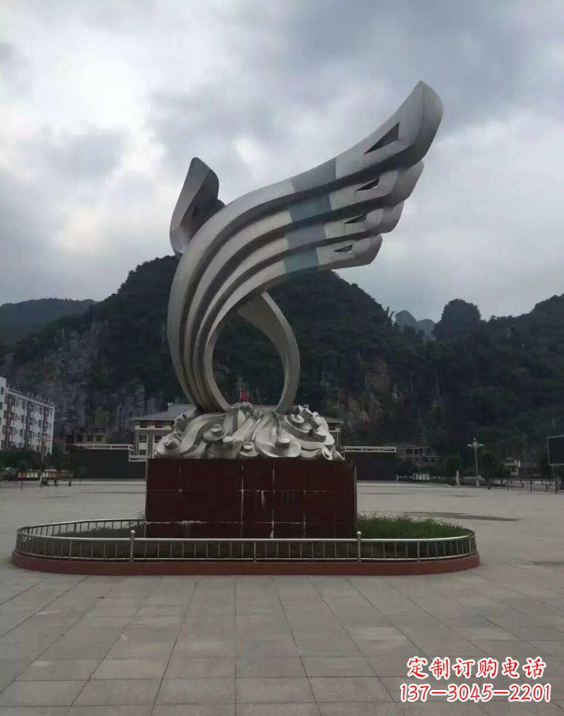 吉林不锈钢广场抽象翅膀雕塑
