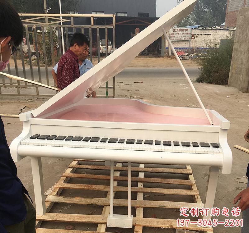 吉林不锈钢钢琴雕塑融合音乐与艺术的完美结合