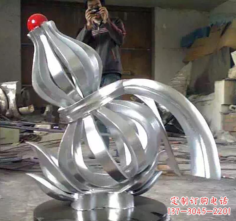 吉林不锈钢葫芦雕塑2