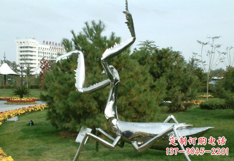 吉林不锈钢螳螂雕塑2