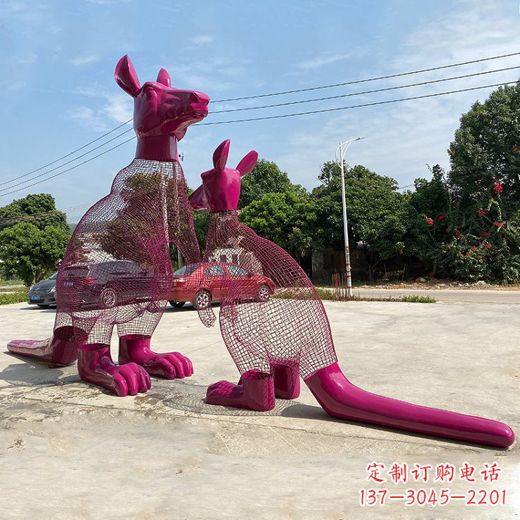 吉林不锈钢袋鼠雕塑给公园带来美好景观