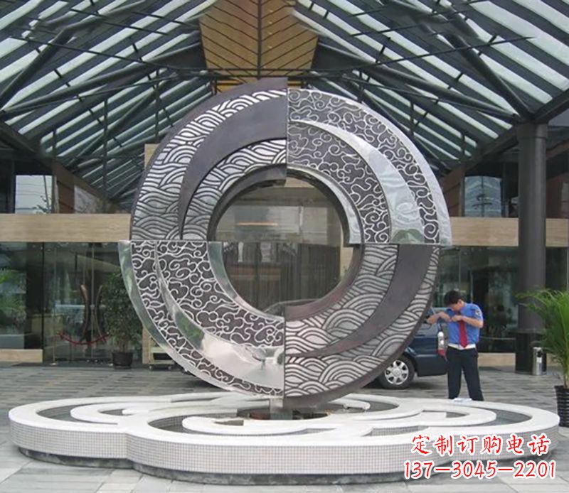 吉林不锈钢圆环雕塑，点缀酒店空间