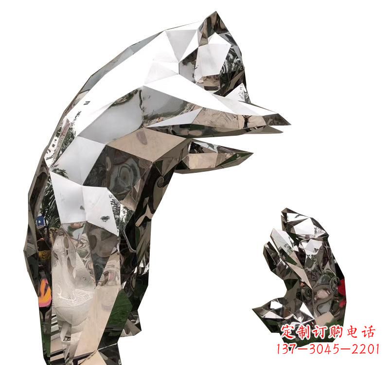 吉林不锈钢园林熊猫雕塑——传承中国文化