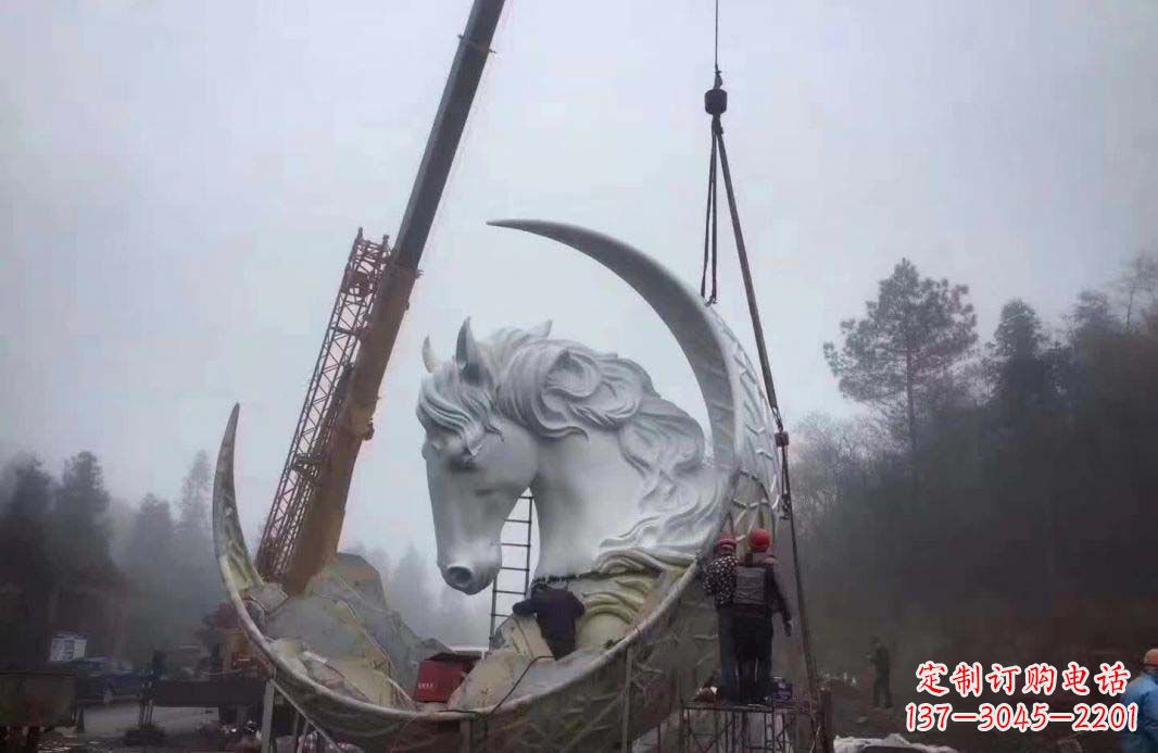 吉林不锈钢月亮雕塑
