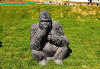 吉林猩猩雕塑——草坪猩猩公园的艺术精品