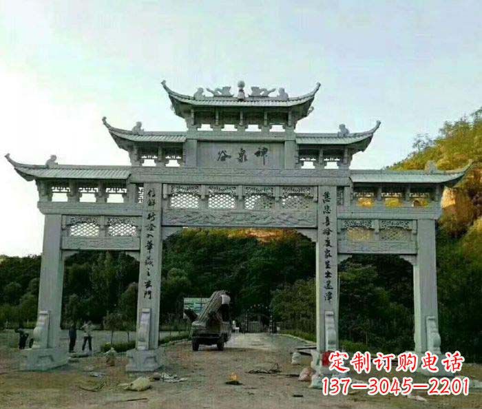 吉林村口石雕牌楼千百年文化瑰宝