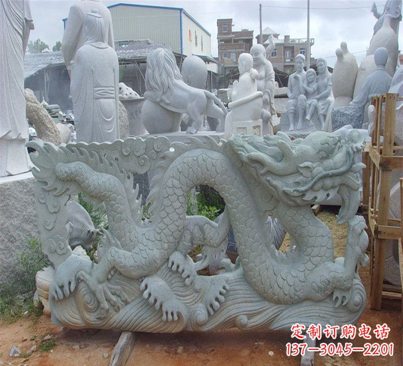 吉林大理石龙石雕传承古老文化,精雕细琢的艺术品