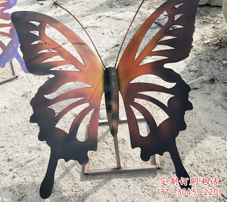 吉林大型不锈钢铁艺蝴蝶雕塑,户外公园园林彩色昆虫摆件