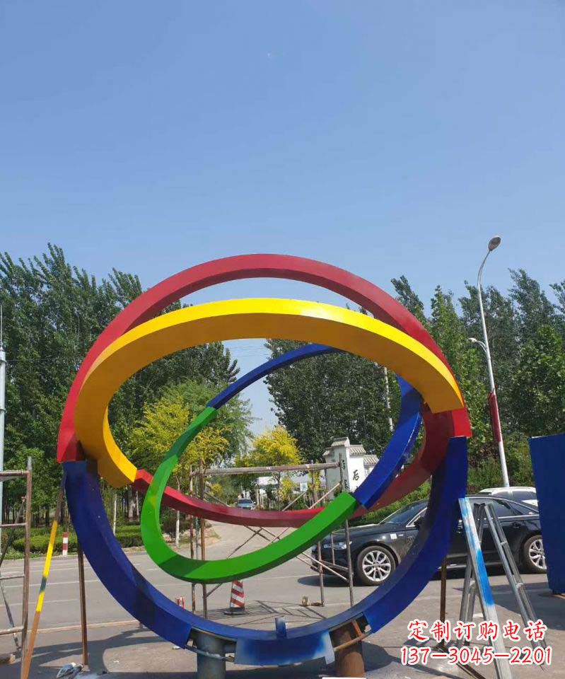 吉林大型不锈钢广场圆环景观雕塑