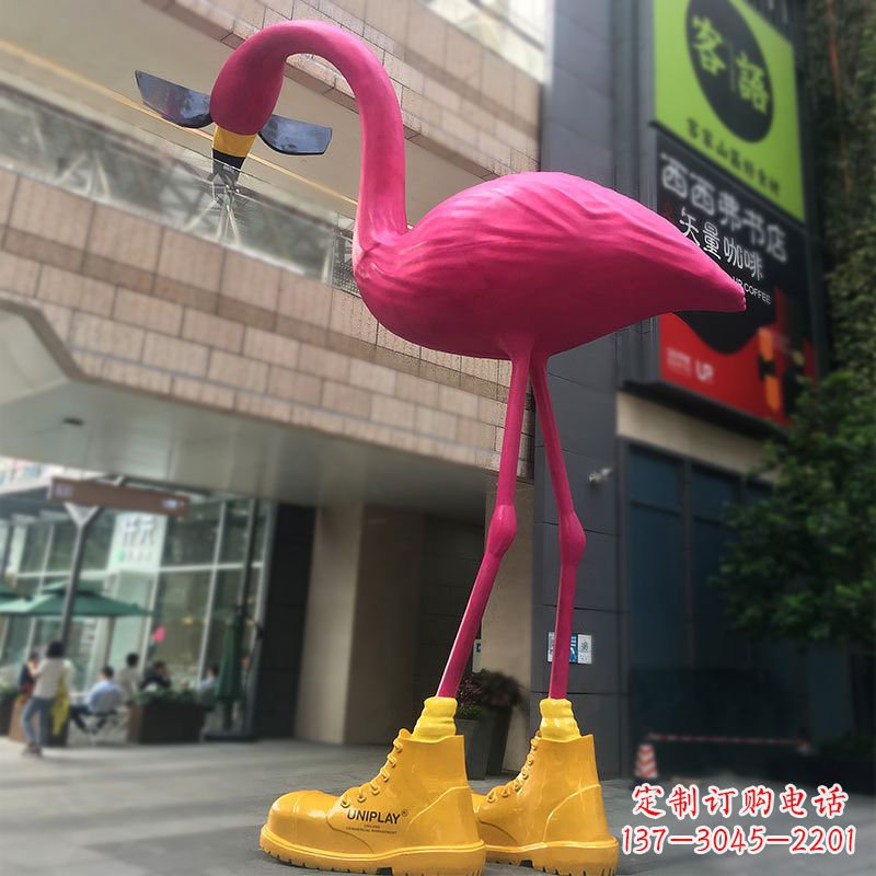 吉林大型卡通火烈鸟玻璃钢景观商场广场动物美陈雕塑