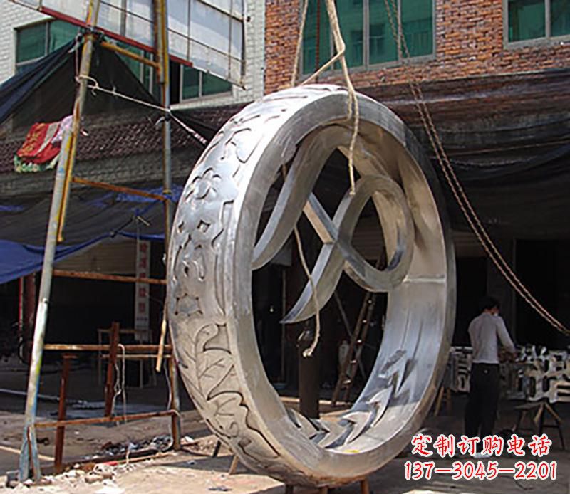 吉林精致环形不锈钢景观雕塑