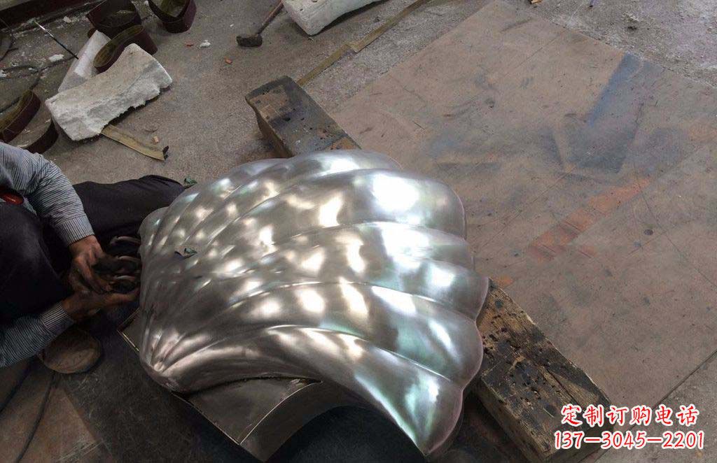 吉林精致现代的不锈钢贝壳雕塑