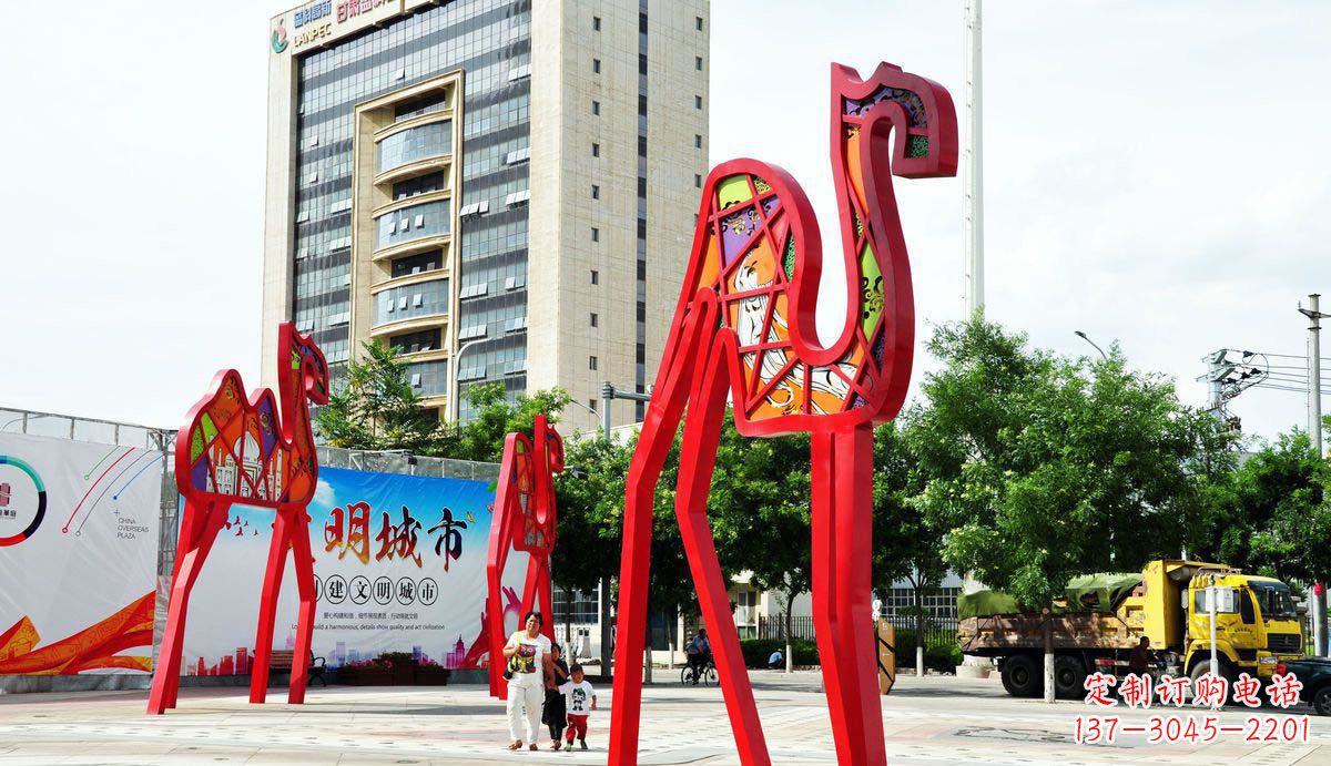 吉林欣赏经典之美,拥有完美的高端骆驼雕塑