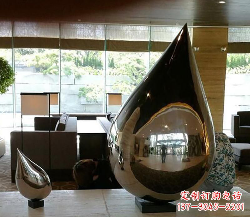 吉林公园不锈钢水滴球景观雕塑