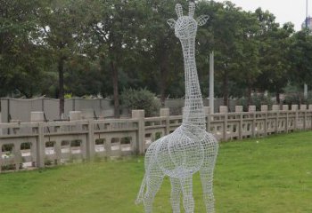 吉林浪漫活力·不锈钢镂空长颈鹿雕塑