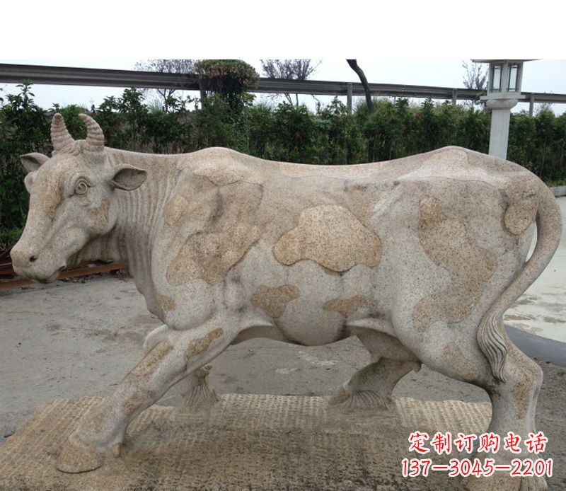 吉林公园奶牛石雕