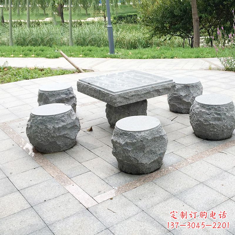 吉林新题目“古典风格石桌凳雕塑”