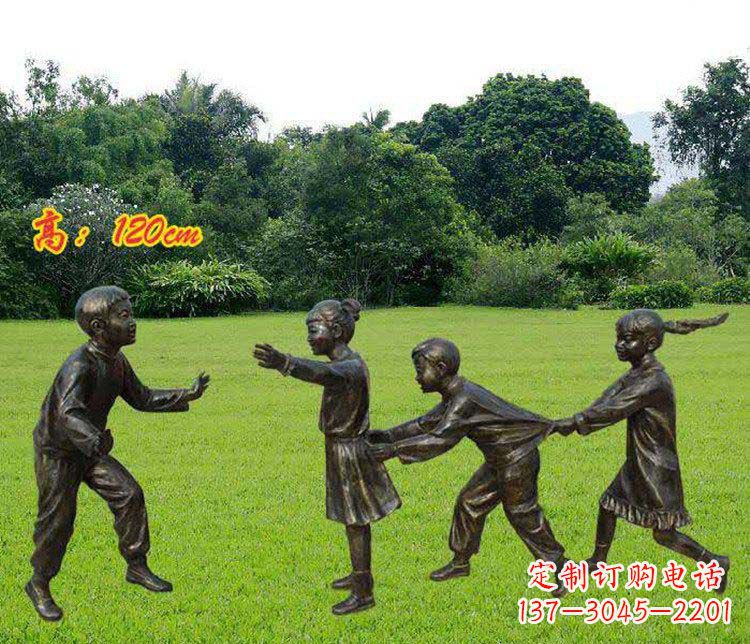 吉林公园玩老鹰捉小鸡的儿童小品铜雕 (2)