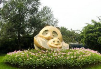 吉林熊猫雕塑 － 令公园增添无限活力