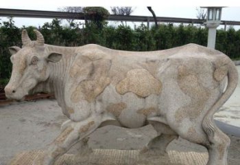 吉林中领雕塑精美绝伦的奶牛石雕