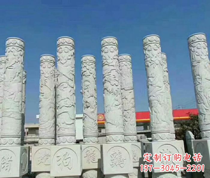 吉林来自中国文化的十二生肖雕塑