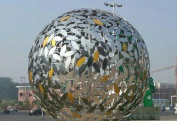 吉林广场不锈钢树叶镂空球雕塑