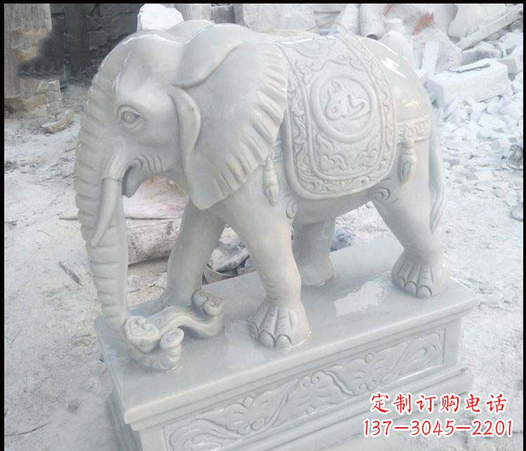 吉林精美汉白玉吉祥鼻卷如意大象雕塑