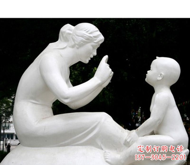 吉林中领雕塑,创造传统的母爱石雕