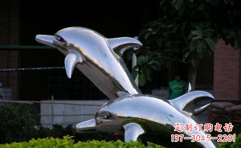 吉林彰显自由灵动的不锈钢跳跃海豚雕塑
