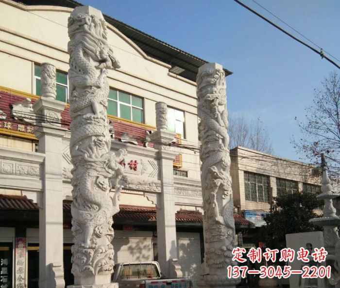 吉林汇聚古灵神韵的大理石龙柱雕塑