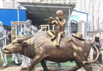吉林专为儿童量身定制的牧童骑在牛背吹笛铜雕