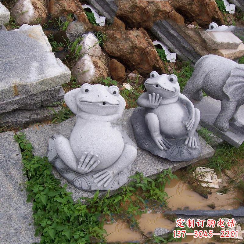 吉林别具一格的青石青蛙喷水雕塑