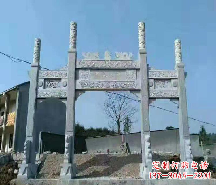 吉林三门仿古牌坊石雕,精致雕刻典雅之美