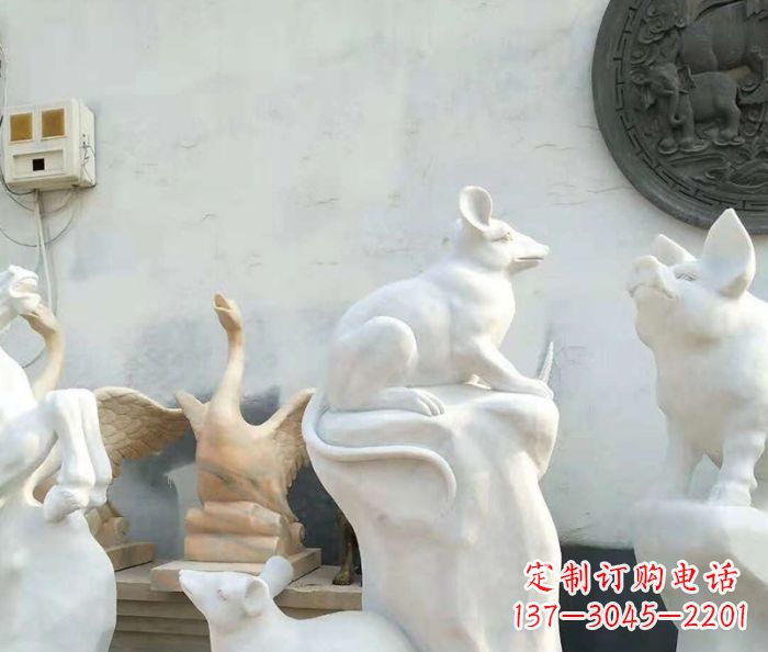 吉林独具个性的汉白玉老鼠石雕