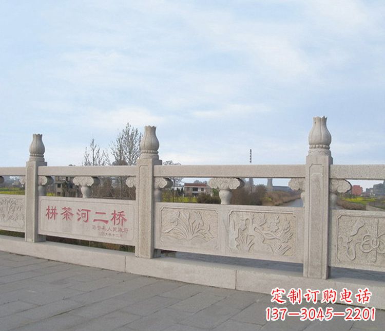 吉林石栏板景区石雕