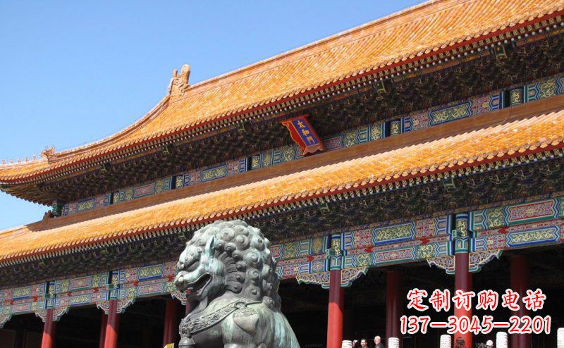 吉林寺庙门口青铜狮子雕塑