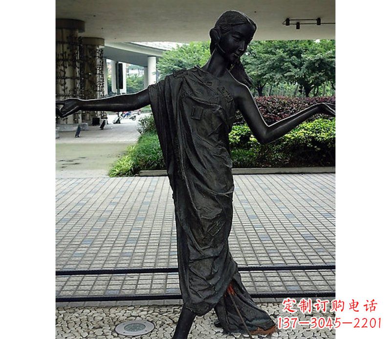 吉林跳舞的女孩街边景观铜雕