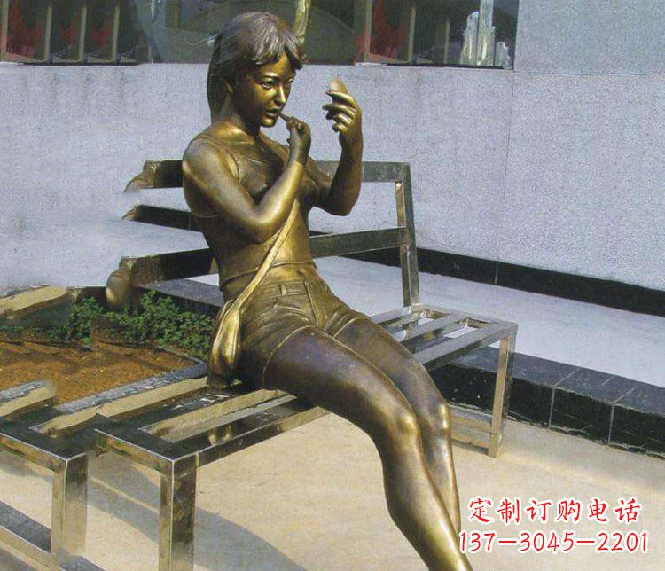 吉林铜雕商业街化妆女孩人物雕塑
