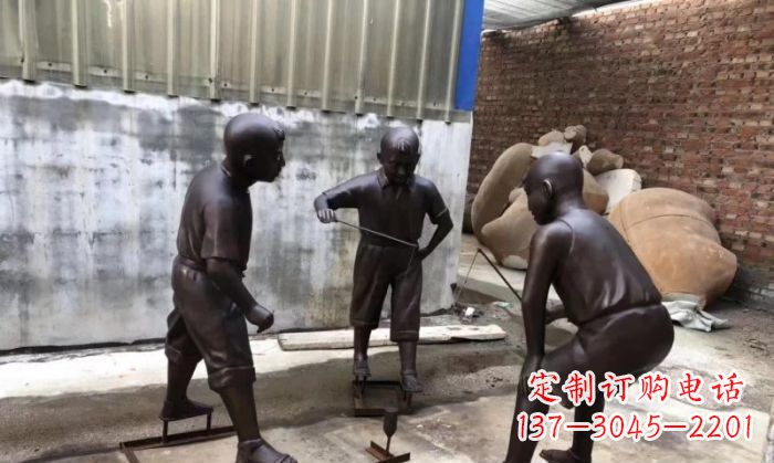 吉林玩陀螺人物铜雕 (2)