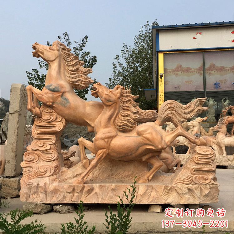 吉林晚霞红奔马群雕