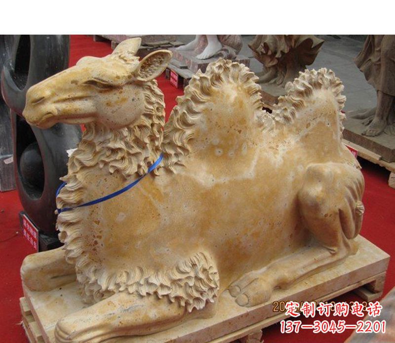 吉林晚霞红动物骆驼石雕